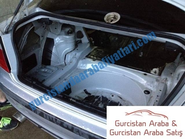 gurcistan-batum-bmw-3-18-i-6